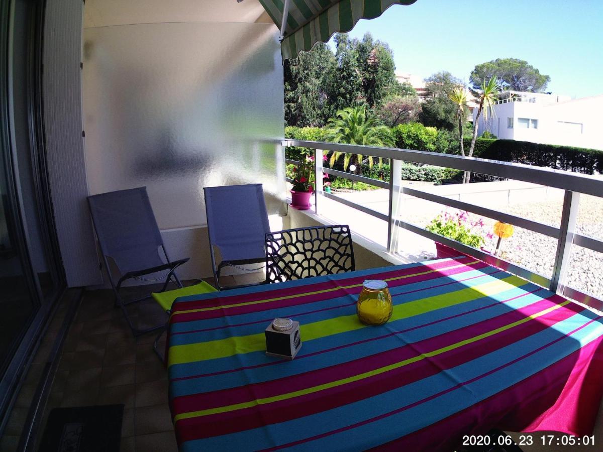 Studio 127, Vue Mer Et Piscine, Port Santa Lucia Saint-Raphaël Zewnętrze zdjęcie